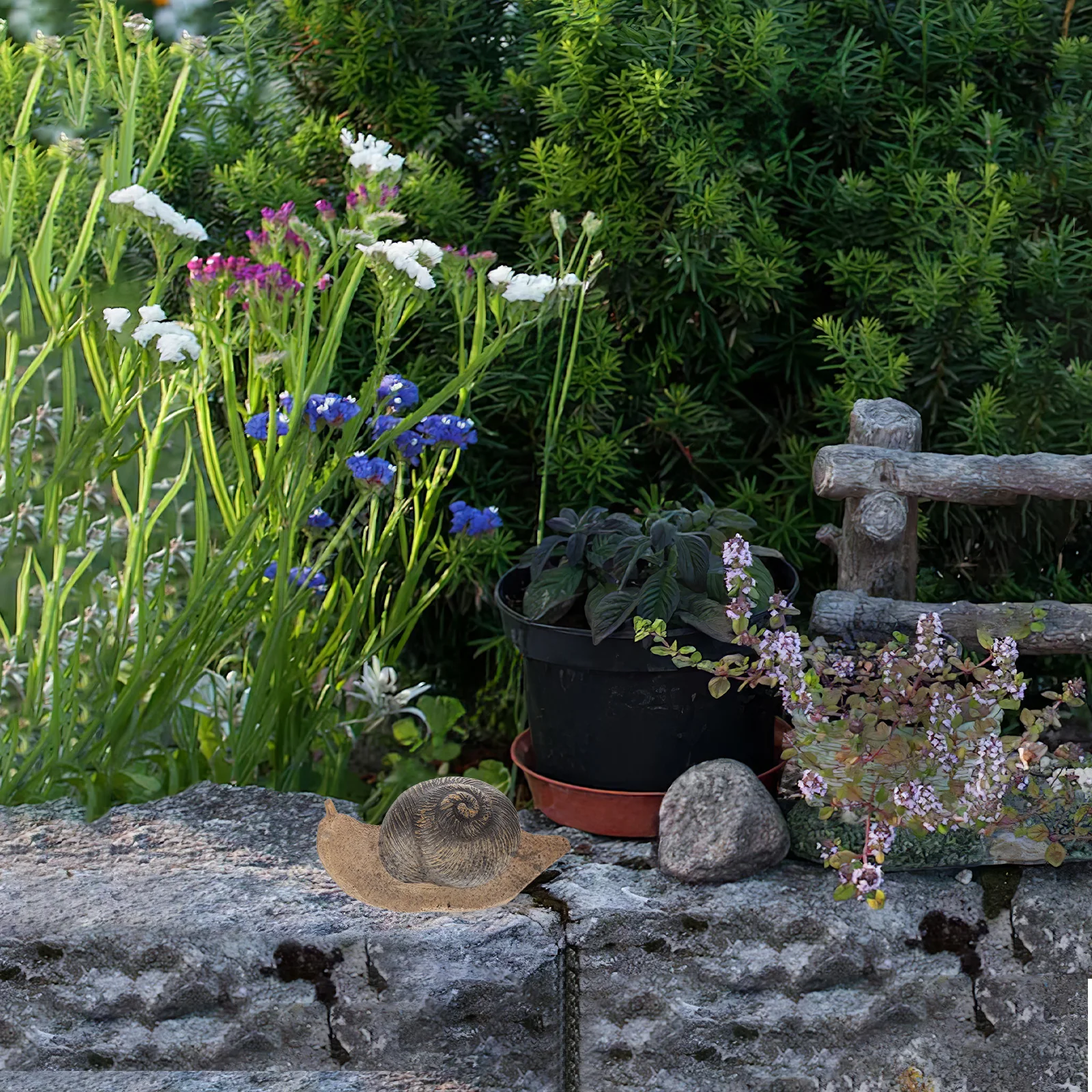 

Garden Key Hider Outdoor Fake Stone Resin Box Realistic Design Waterproof Dustproof Hidden Storage Decorative Box