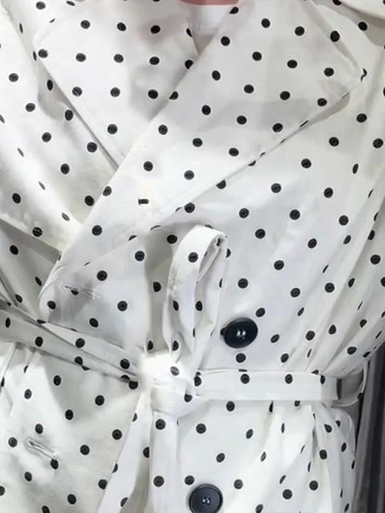 Gepunkteter Trenchcoat mit Gürtel für Damen, Streetwear-Stil, Reverskragen, Langarm, Doppelreihig, Schlanker Schnitt, Windbreaker, Schicke Damenjacke, Neue Oberbekleidung – Detail 7