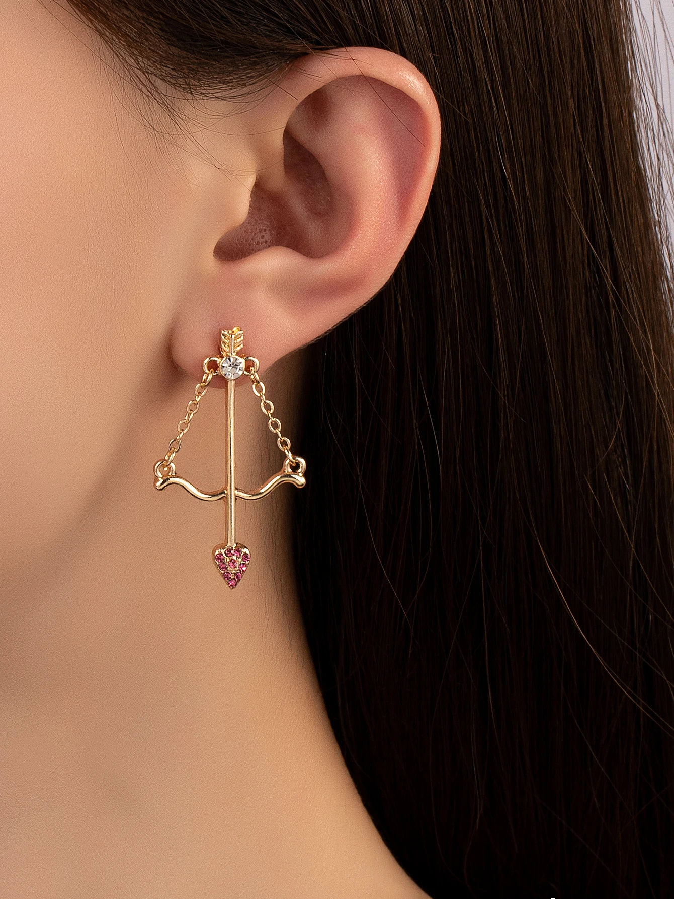 1 Pair of Sweet and Cute Pink Heart Bow Earrings, High-Quality Gold-Plated Diamond-Encrusted Women's Fashion Jewelry, Eye-Catching for Dates, Valentine's Day Accessories