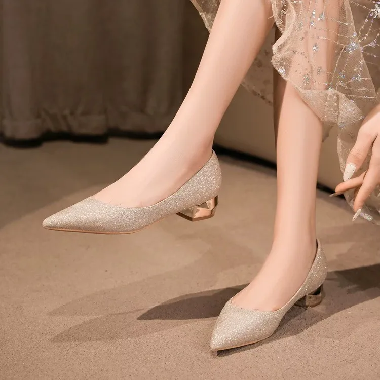 

Gentle Temperament Light-colored Single Shoes, Simple Chunky Heel, Pointed Slip-on, Slightly Glittery Bridesmaid Shoes for Women