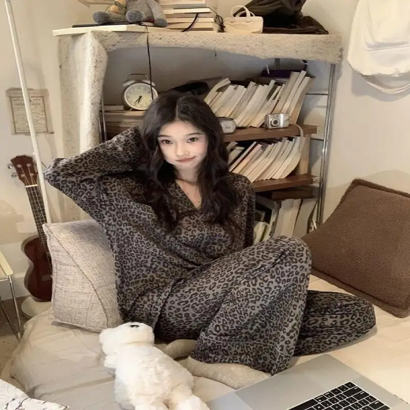 

Leopard Print Pajamas Retro Style Girls Dormitory Pajamas Spring and Autumn Style Japanese Loose Casual Style Home Clothes Set