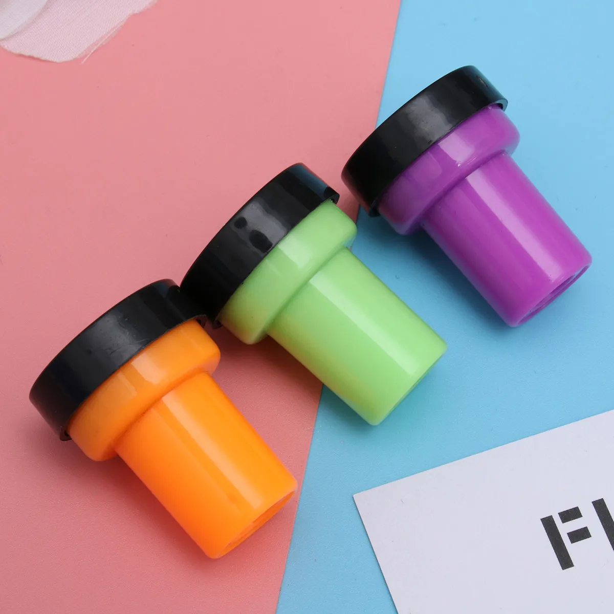 

12Pcs Cartoon Stamper Set Pumpkin Bat Spider Pattern Multi-Color Plastic Seals for Kids Crafts Drawing Party Favor Gifts