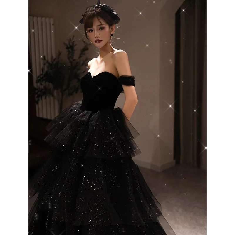 Black evening dress light luxury niche high-end usually can wear French one-shoulder hostess dress