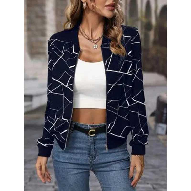 

Женская куртка больших размеров с бейсбольным воротником и цветочным принтом