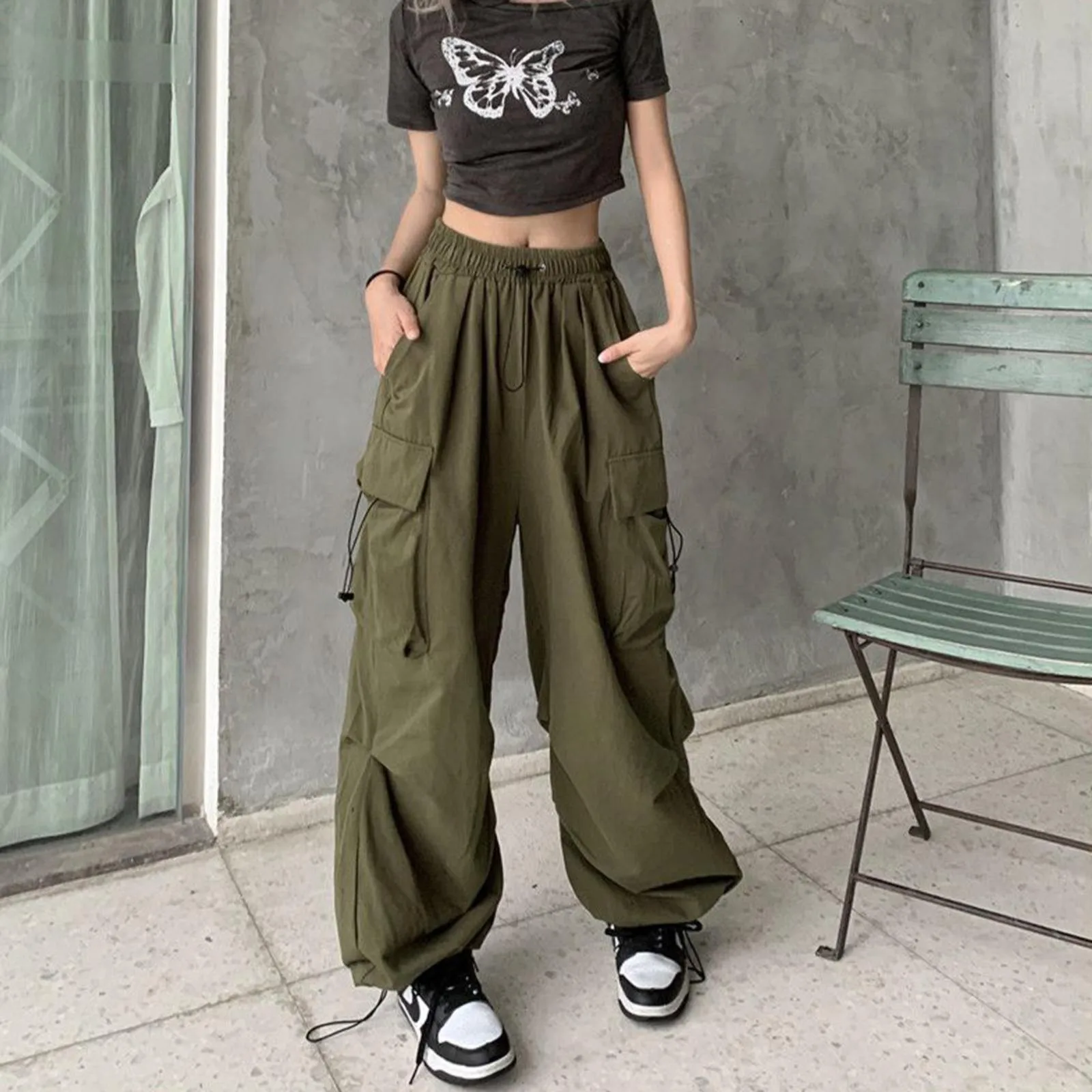 

Baggy Cargo Pants Women Casual Solid Low Waist Joggers Tech Pants Drawstring Wide Leg Baggy Trousers Y2K Streetwear Sweatpants