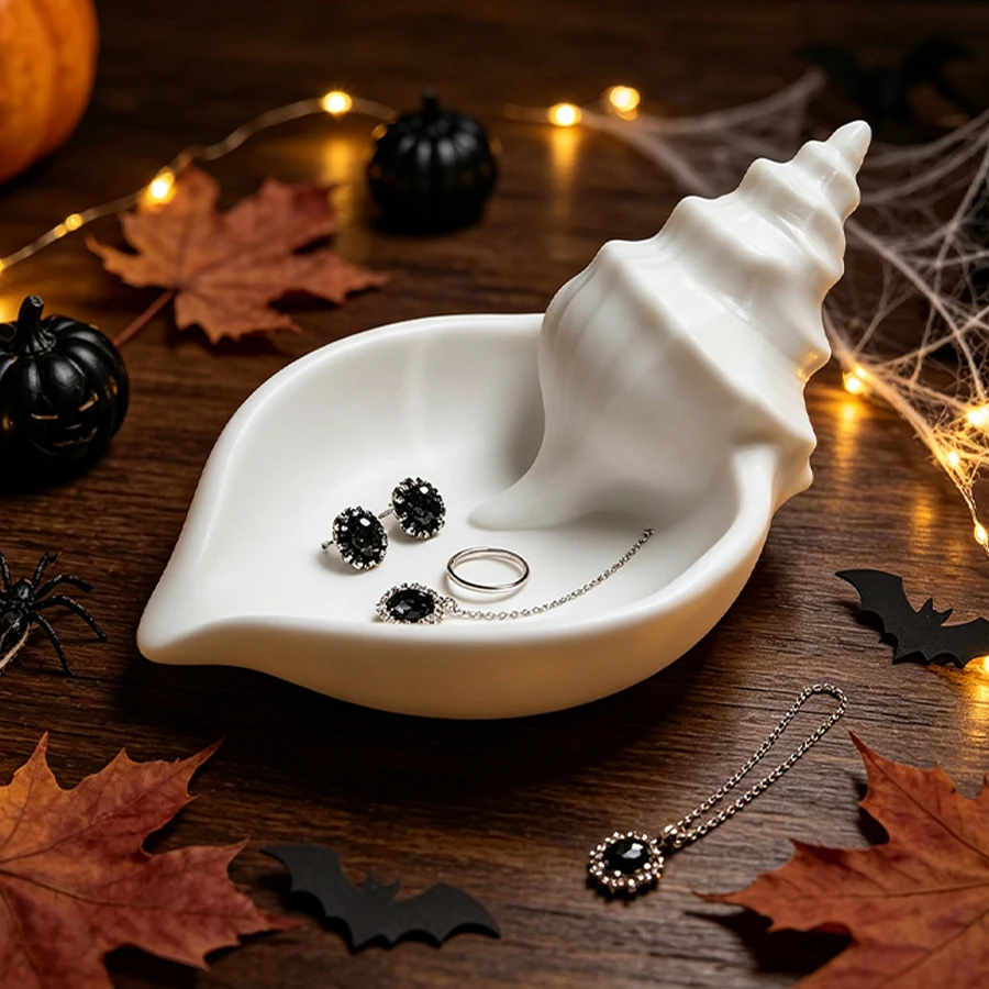 3D Three-Dimensional Conch-Shaped Jewelry Storage Dish, Ocean-Themed Spiral Shell-Shaped Jewelry Tray, Ring Earring Necklace Storage Display Stand, Matte White Smooth and Soft Surface, Multifunctional Vanity Table Bedside Table Entryway Tabletop Small Jewelry Storage Tray, Modern Minimalist Elegant Decorative Small Tray, Bathroom Countertop Miscellaneous Storage Dish, Home Room Decoration Ornament, Creative Gift for Women, Bridesmaid Favor, New Trendy Item
