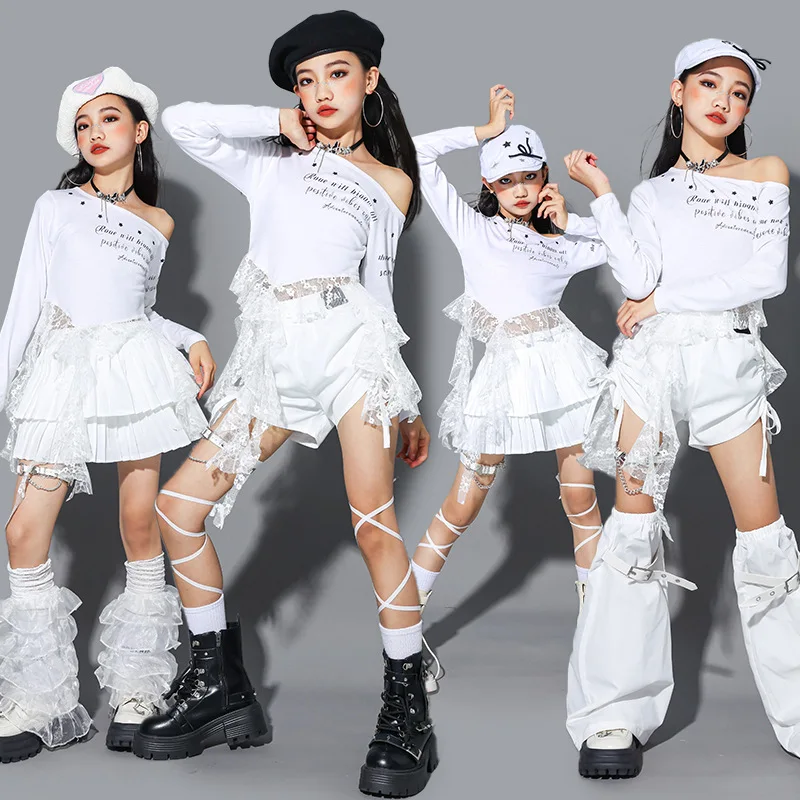 

Крутой кроп-топ с открытыми плечами и брюки-карго для девочек в стиле K-pop ‌ Детская уличная одежда в стиле хип-хоп ‌ Детский комплект для джазовых танцев: пышная юбка и топ для девочек