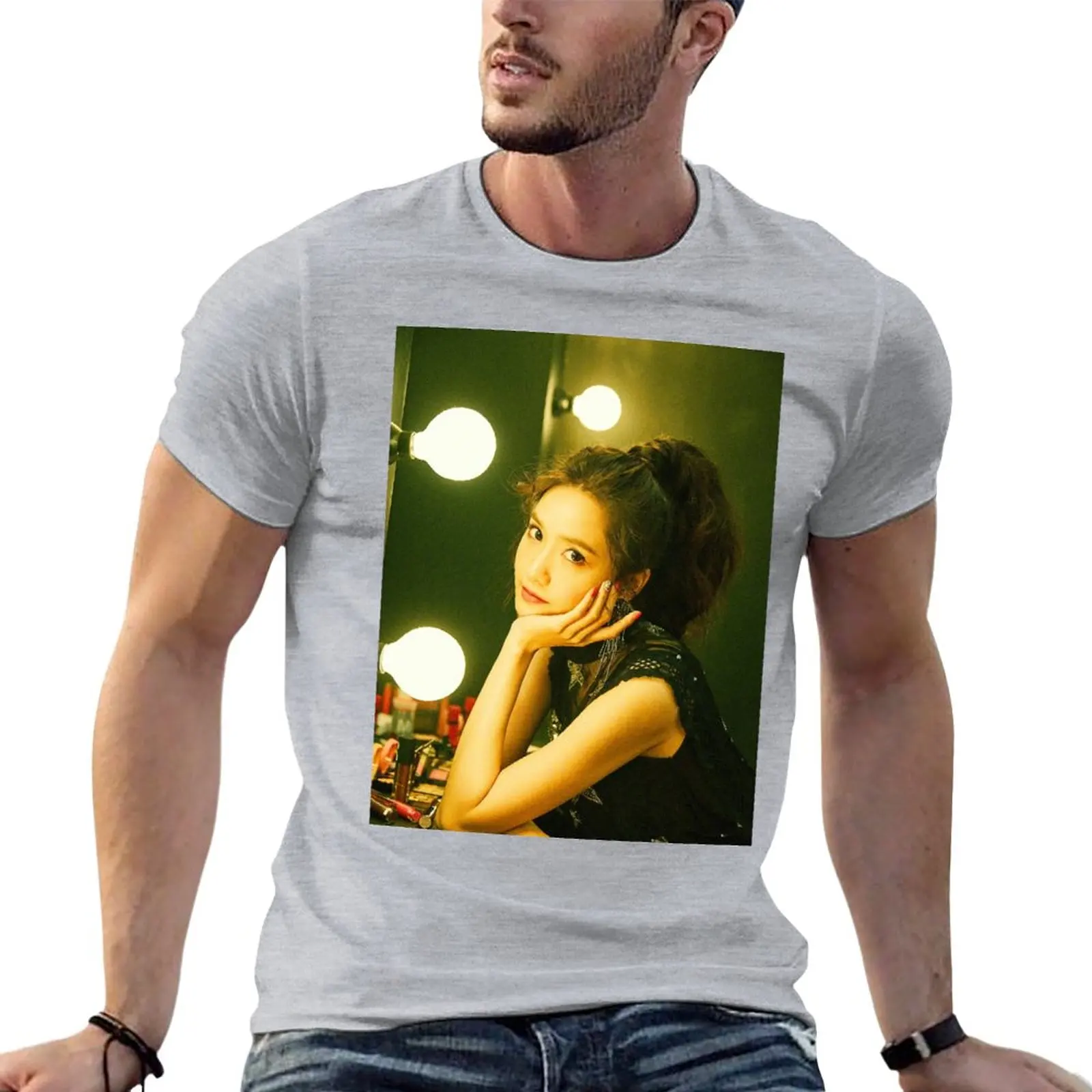 GIRLS GENERATION HOLIDAY NIGHT YOONA T-Shirt graphics t shirt Short t-shirt Men's t shirts