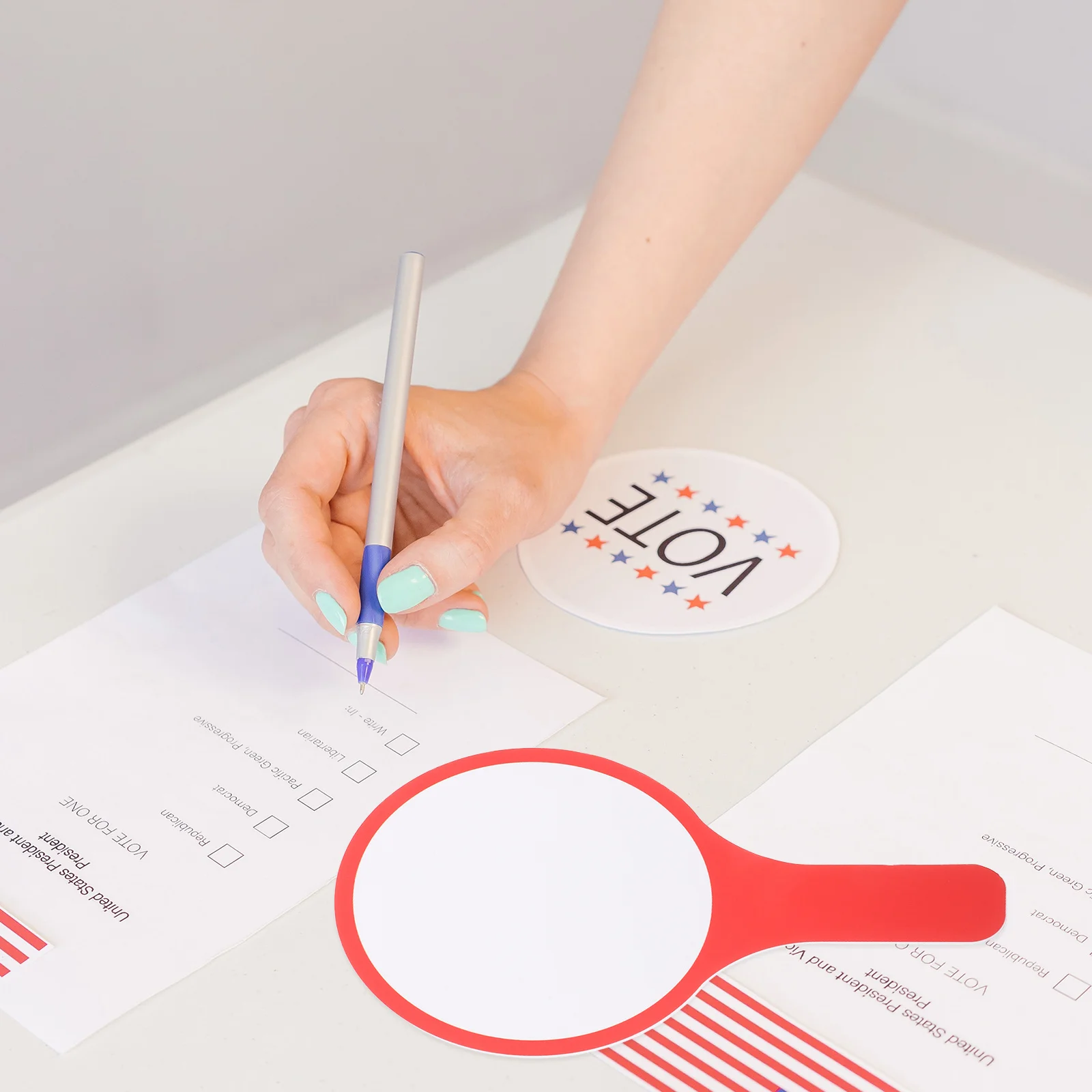 

2Pcs Blank Dry Erase Paddle Handheld White Boards Mini Single Sided Score Voting Classroom Reusable Small Whiteboards