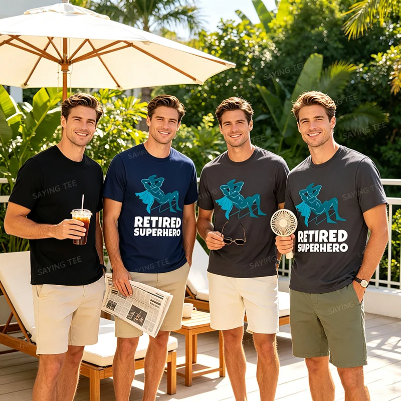 Lustiges T-Shirt für pensionierte Superhelden mit Legenden-Inschrift, Y2K-Stil, Persönliches Ruhestandsgeschenk für Opa, Modisches Herren-Oberteil – Detail 5