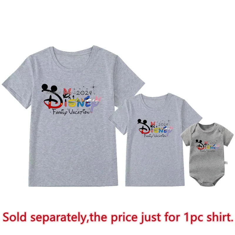 2024 Disney Family Vacation Shirts Father Mother Daughter Son Kids Tshirts Look First Disneyland Trip Family Matching Outfits