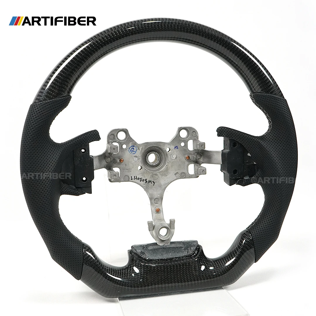

Customized Carbon Fiber Steering Wheel for ISUZU Perforated Leather Flat-bottom Steering Wheel