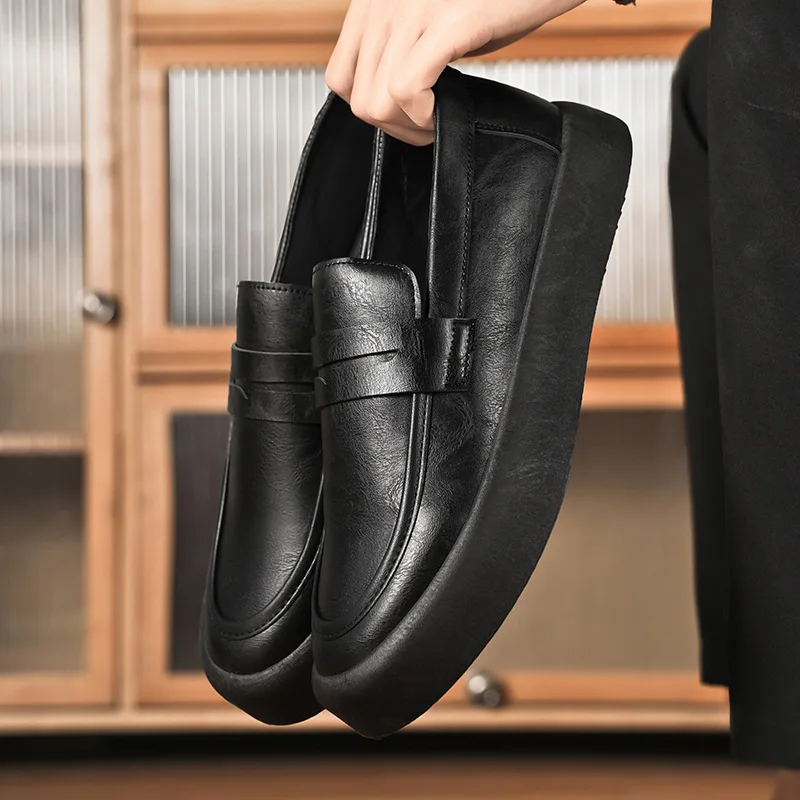 All Black Shoes for Men: The Ultimate Guide to Comfort, Style, and  Real-World Performance