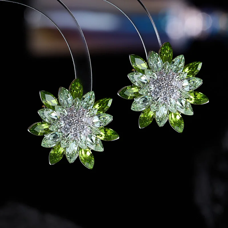 

New High-End Crystal Sunflower Earrings S925 Silver Needle Brilliant Super Sparkling Flower Ring Jewelry Set