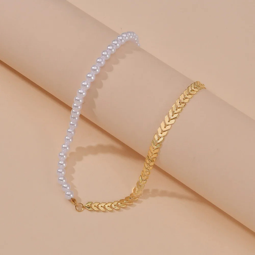Minimalist Temperament Fishbone Chain Imitation Pearl Splicing Choker Necklace for Women Exquisite Wedding Banquet Jewelry Gift