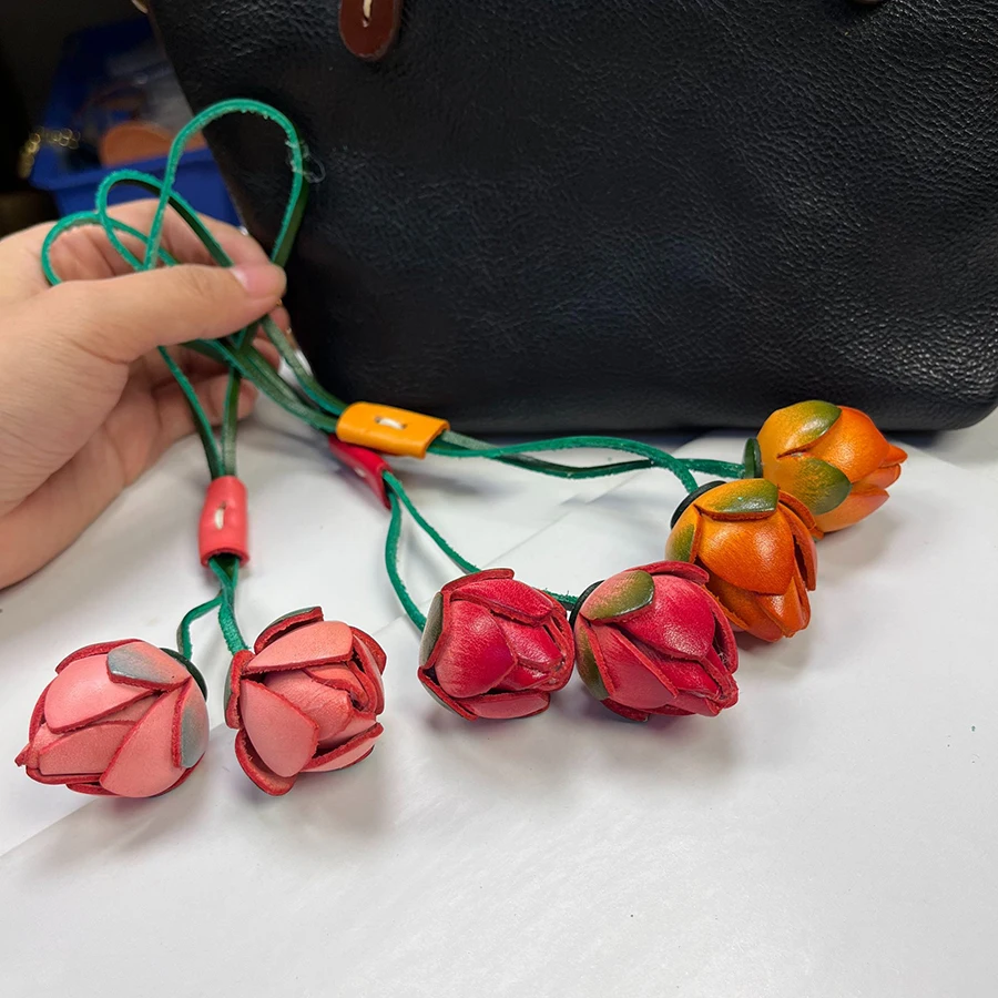 Genuine Leather Bag Charm Flower Ball Pendant Luxury Fashion High-grade Lychee Flower Car Pendant Decoration Bag Accessories