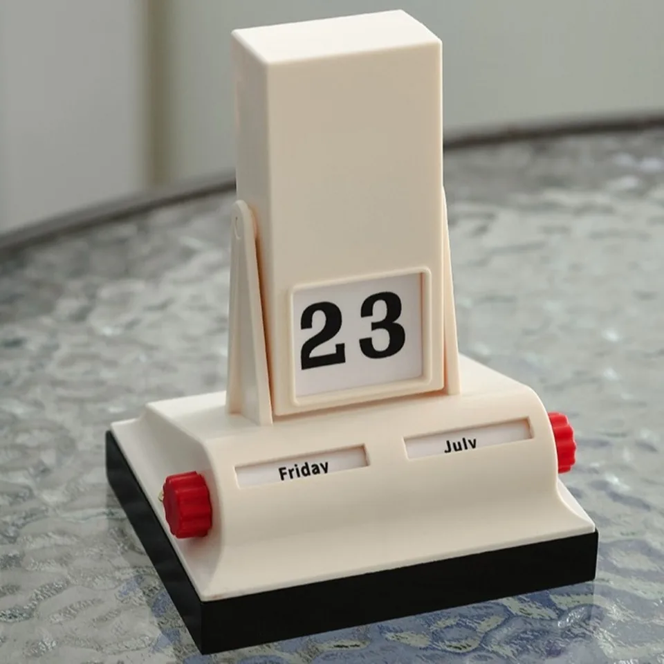 The Concept Factory - Calendrier Kawaii Bougie Et Surprises | Veepee