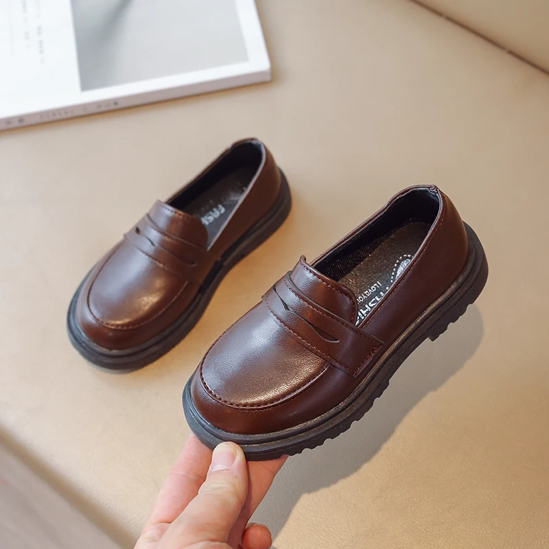 2024 Children Leather Shoes for Girls Kids Loafers Slip-on Girls School Flats Casual Sneakers for Wedding Party Shows 21-36 Cute