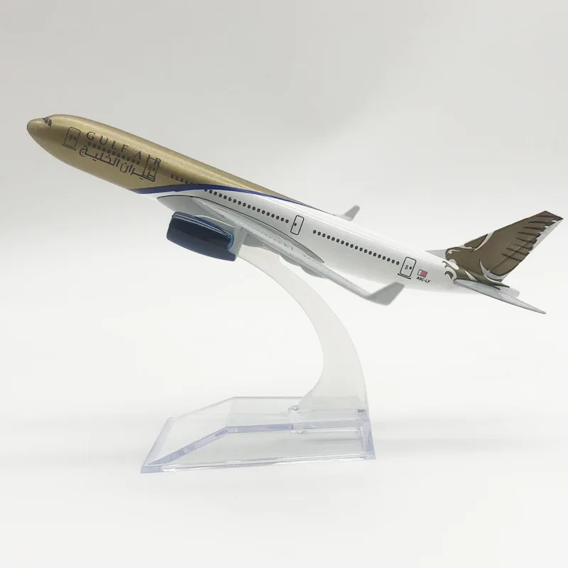 

Масштаб 1/400, игрушечный самолет 16 см, 1:400 для A330 Gulf Air Airways, модель с базовым дисплеем из сплава, модель самолета, декоративный самолет