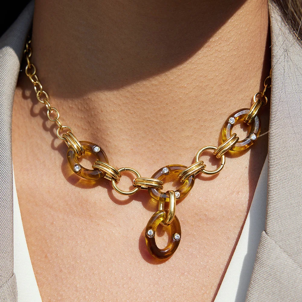 

Vintage Light Luxury Melard Resin Necklace Women Stainless Steel Niche Collarbone Chain Fashion Pendant Bracelet Jewelry Gifts