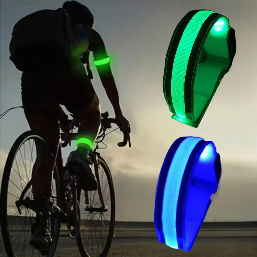 شارة LED قابلة لإعادة الشحن للجري تضيء LED شارة عالية الوضوح عاكسة للجري للسلامة الليلية للجنسين C2W2