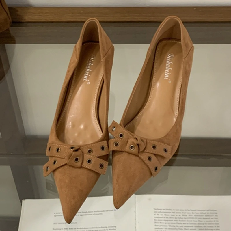 

Suede Brand Pointed Toe Pumps Women Footwear Rivet Bowknot Shallow Office Dress Shoes Female Elegant High Heeled Women Tacones