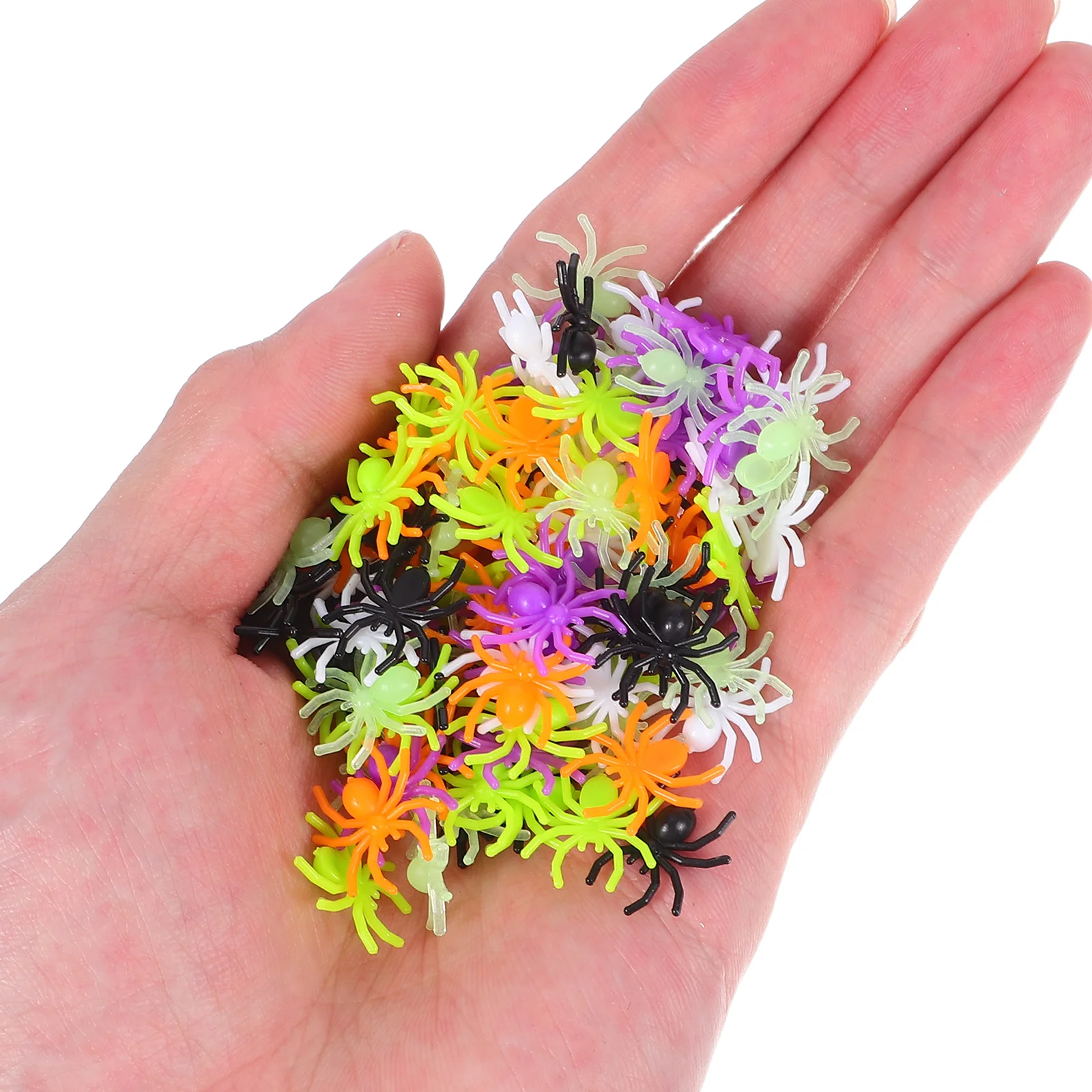 300pcs Simulation Spider Toys Realistic Plastic Halloween Decorations Party Pranks Scary Spiders Home Mini Frightening Toys