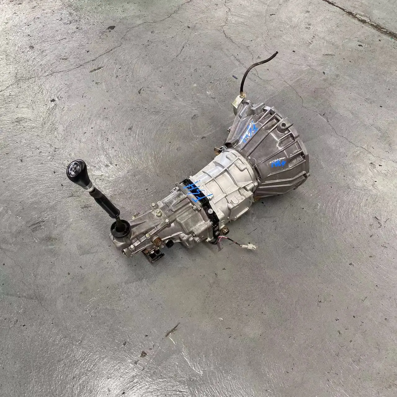 

Wholesale Used Engine Gearbox Assembly ForJiangling Pickup Truck 5 Speed 4x2 4JB1