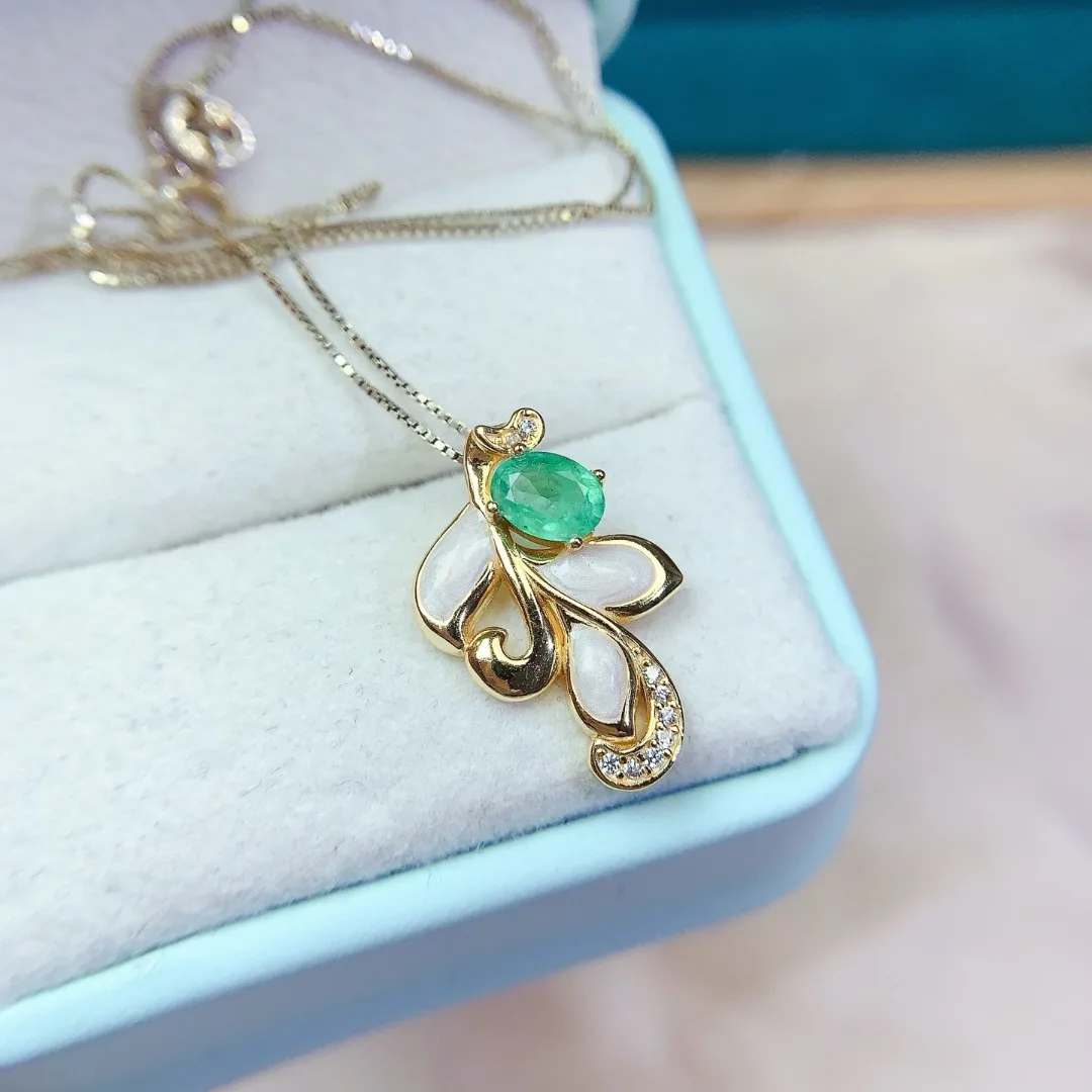 

Exclusive Designer Emerald S925 Silver Pendant Timeless Elegance for The Modern Woman Limited Edition Statement Jewelry