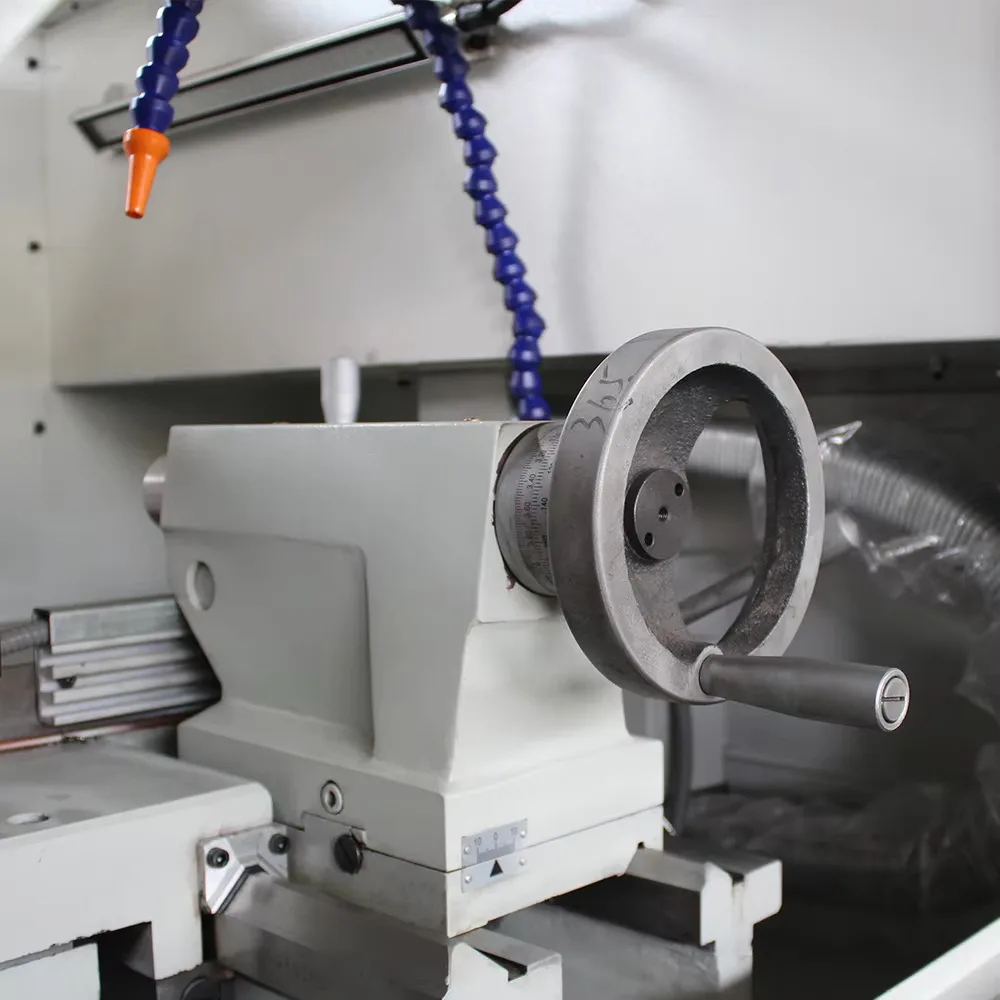 Ck6130 Mini Metal Precision High Rigidity Universal Parallel CNC Lathe Hine