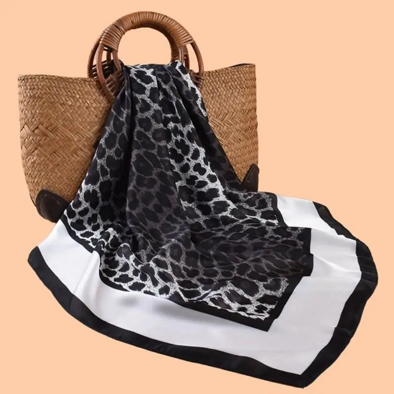 A52E Square Scarf with Leopard Print Satined Design, Decorative Neck Scarf 90 X 90Cm Hair Wrapping for Hair Styling Daily Outfit