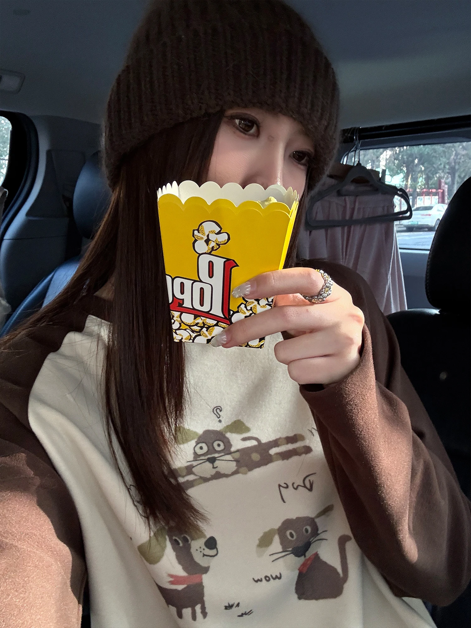 

Loose Fit Long Sve round Ne T-irt Double Sided Floing Color Blo Cartoon Print Base irt Women's Faion Winter Top