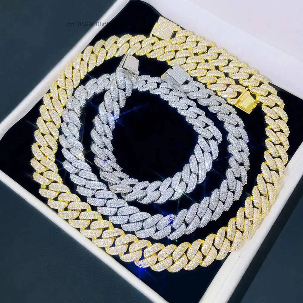 Luxury Hip Hop Jewelry 17mm Width Men Cuban Link Classic Design 925 Sterling Silver Baguette Cut Moissanite Cuban Necklace.