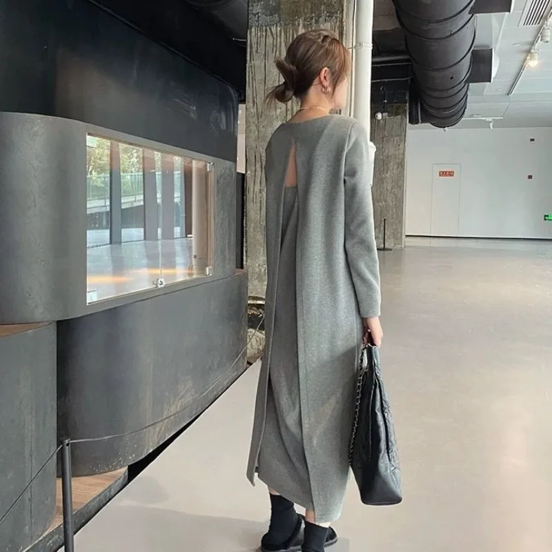 

French Backless Design Sense Niche Knitted Dress Women's Autumn Base High Sense Loose and Thin Two-piece Set