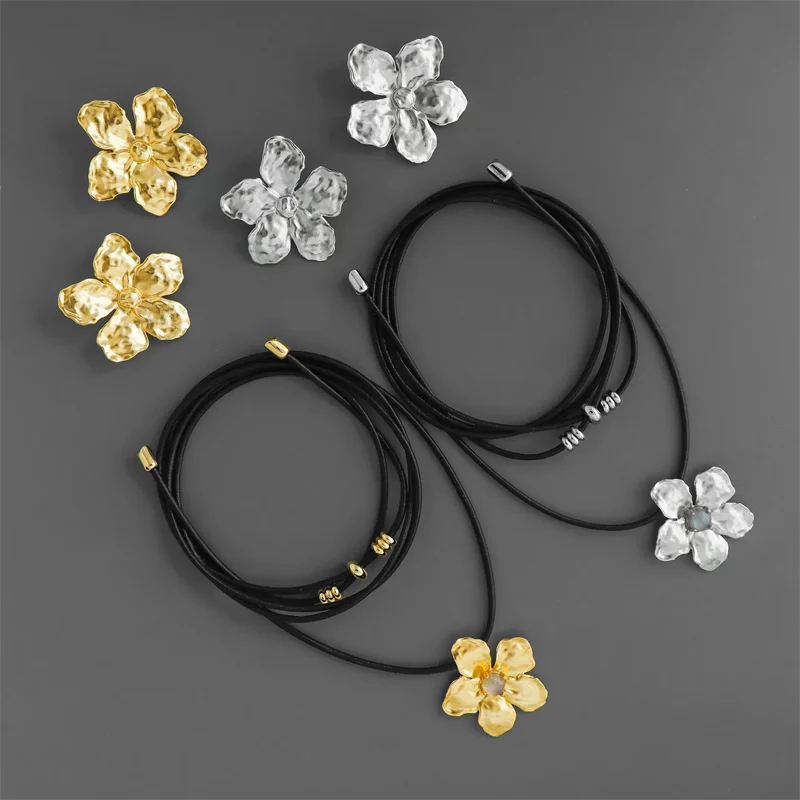 

Fashion Vintage Tribal Big Flower Necklace for Women's Adjustable Leather Rope High-end Three-dimensional Earrings