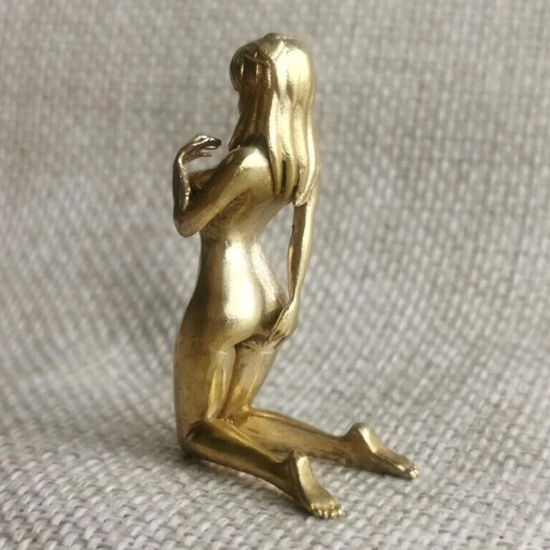 Brass Kneeling Position Girl Statue Art Naked Beauty Model Pendant Decor