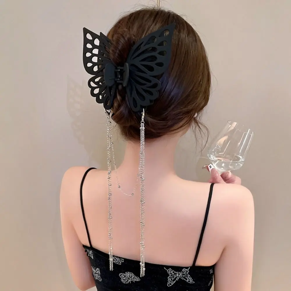 New Oversized Hollow Butterfly Tassel Chain Hair Grab Clip Shark Clip Hair Accessories Claw Clip For Women