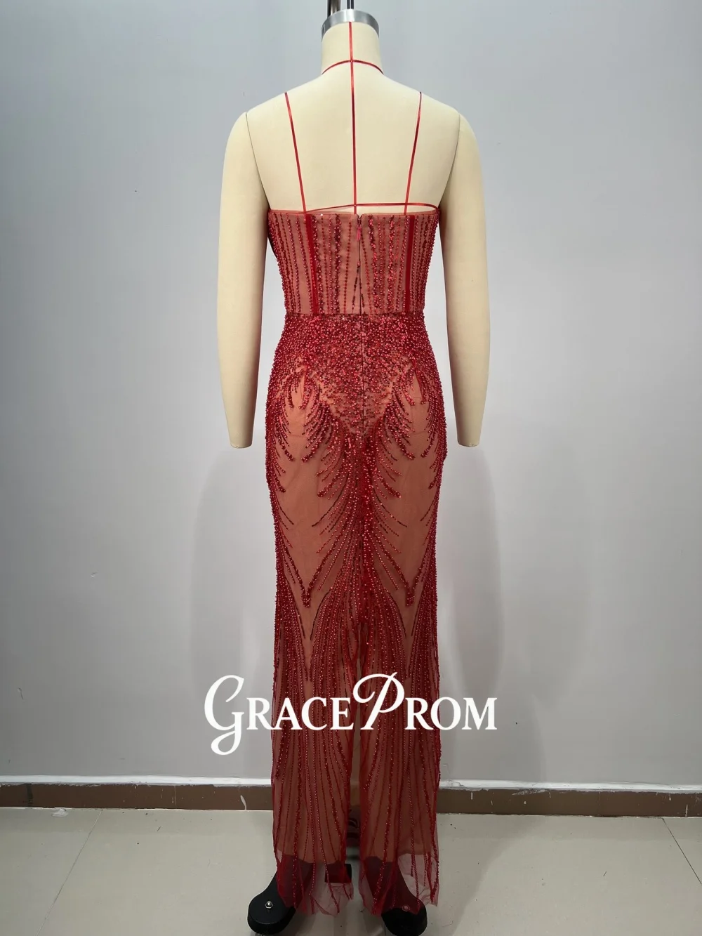 فستان سهرة أنيق على شكل قلب من GraceProm 2026 فستان سجادة مطرز فاخر عصري على شكل بوق بطول الأرض للحفلات