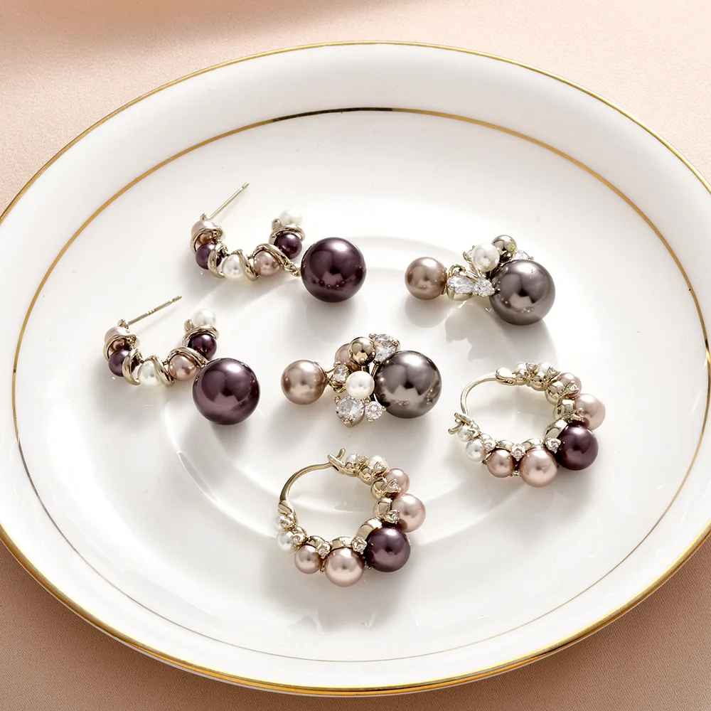 

2026 New Arrival Light Luxury Pearl Stud Earrings Fashion Style Retro Elegant Ear Jewelry For Women Party Daily Wear