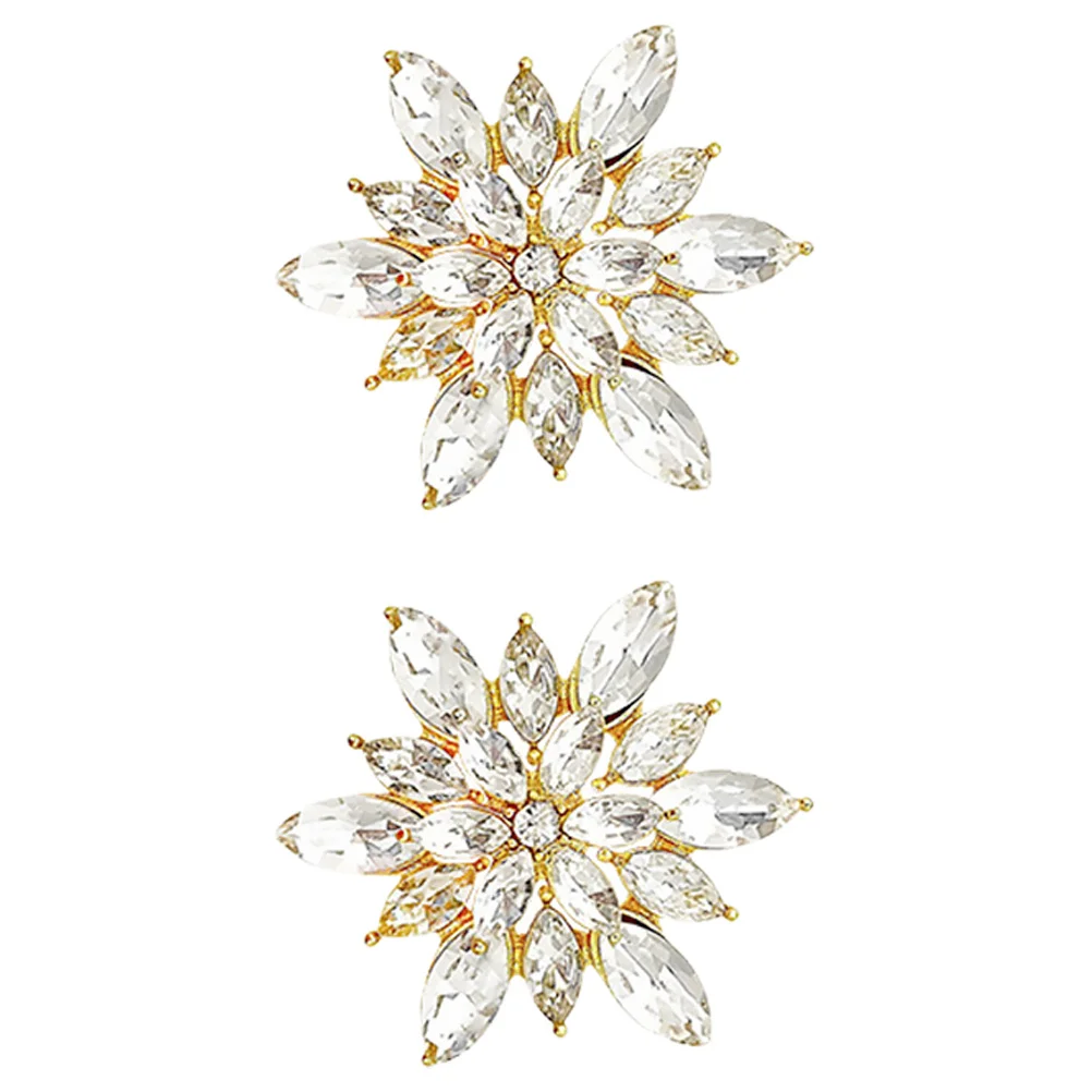 

1Pair Snowflake Earrings Full Rhinestone Decorative Stud Earrings for Women Christmas Party Fashion Jewelry