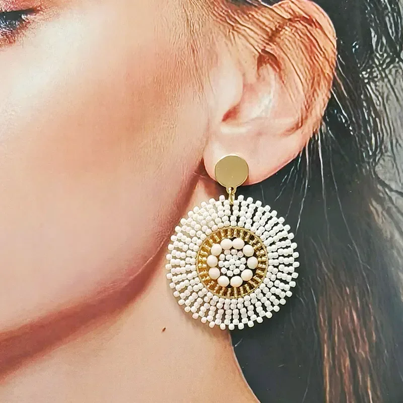 Bohemia Rice bead earrings Circle Off-white Crystal Hand weaving Alloy Retro Personality Exaggeration Beaded earrings Simplicity