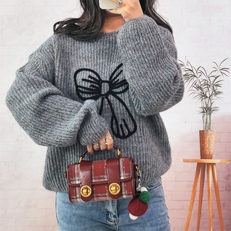 

Leisure Lady O-neck Simple Sweater Autumn Winter New Long Sleeve Commuting Jumpers Fashion Bow Contrast Color Knitted Pullovers