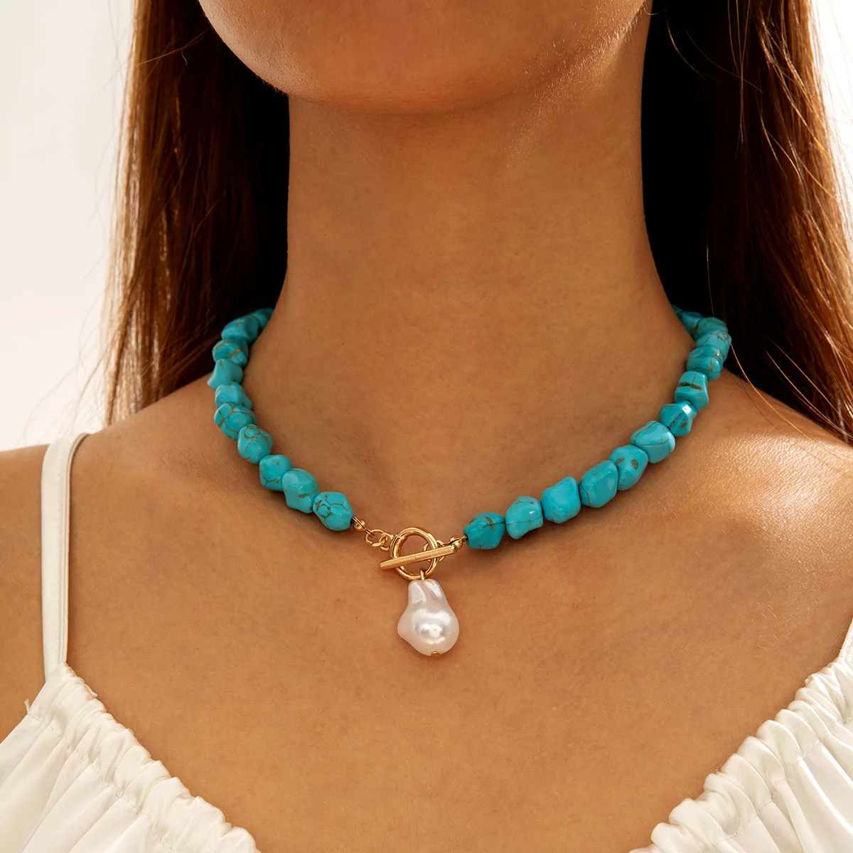 Collar con colgante de perlas en forma de turquesa natural irregular, collar personalizado hecho a mano para mujer