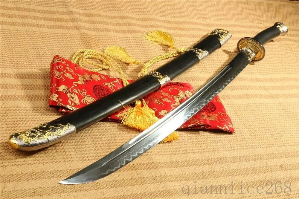 Black Saya Damascus Folded Steel Clay Tempered Handmade Blade Chinese phoenix Sword