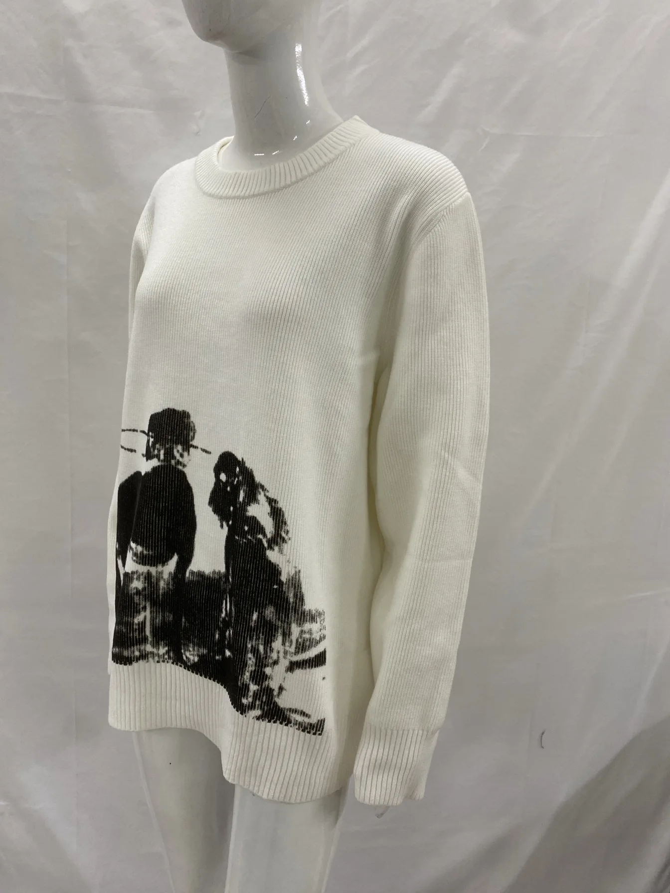 Suéter em volta do pescoço solto em malha de emagrecimento top bordado design de nicho pulôver masculino e feminino roupas quentes