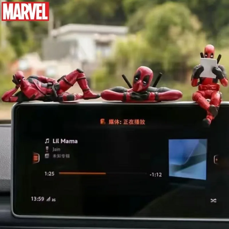Deadpool أنيمي الكرتون البضائع Deadpool اكسسوارات السيارات الزينة الداخلية للرجال النساء أزياء شخصيات سطح المكتب العصرية
