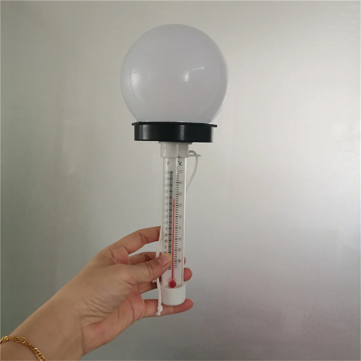 【24 ساعة للبيع!】】{مقياس حرارة حمام السباحة بالطاقة الشمسية مع ضوء LED ملون لحمام السباحة والمنتجعات الصحية وحوض الاستحمام الساخن والحمام العلاجي المائي