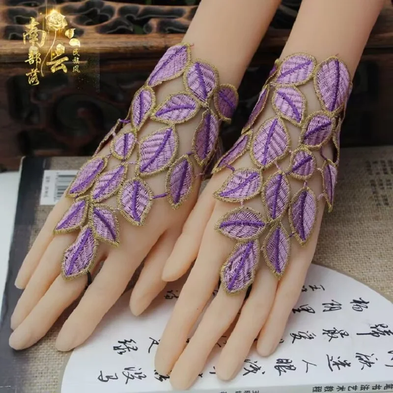 vintage Women Fingerless Leaf Embroidered Gloves Half Finger Gloves for Girls Wedding Gloves For Bride Fingerless