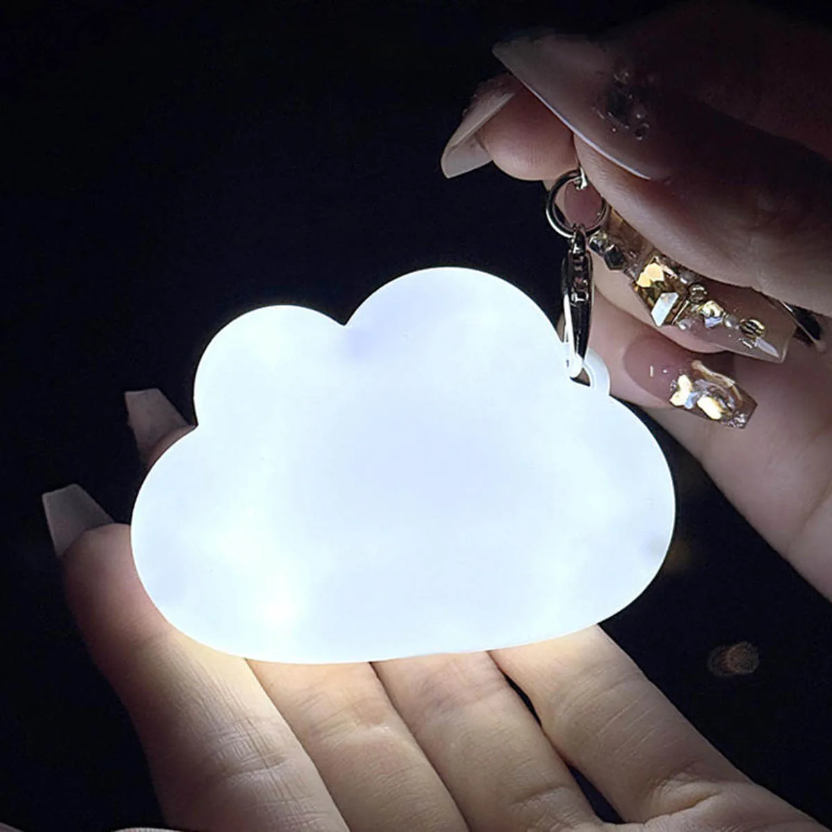 ไฟเซ็นเซอร์สัมผัสแบบใหม่ ไฟเรืองแสง ดีไซน์สร้างสรรค์ รุ่นชาร์จไฟได้ อุปกรณ์เสริมกระเป๋า พวงกุญแจ จี้ไฟ ไฟกลางคืน ไฟเซ็นเซอร์