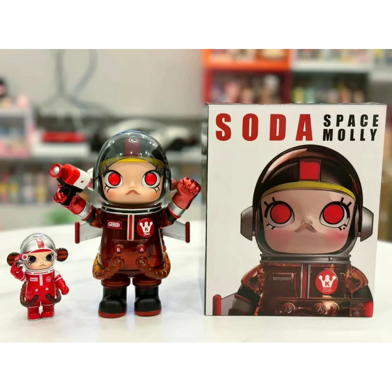 Molly SODA Space Molly Figure Toys Red and White Doll Art Toy Special Collection Home Car Decoration